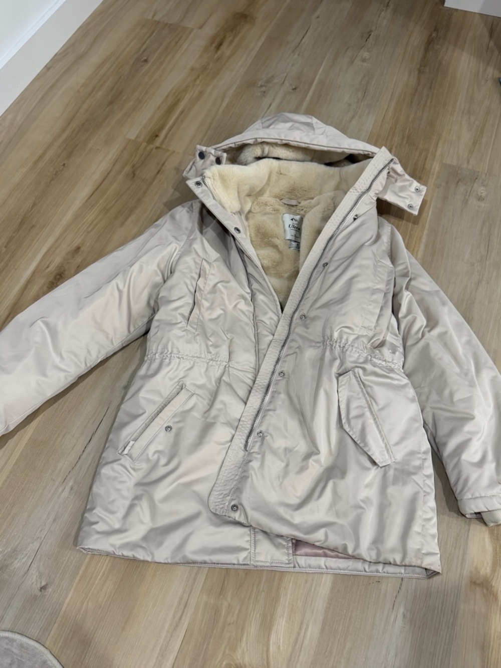 Woolrich Cream Hooded Puffer Coat with Faux Shearling